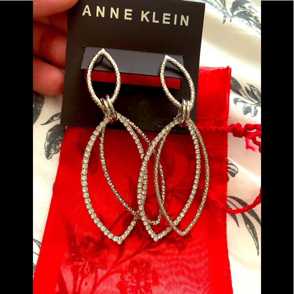 ANNE KLEIN earrings
